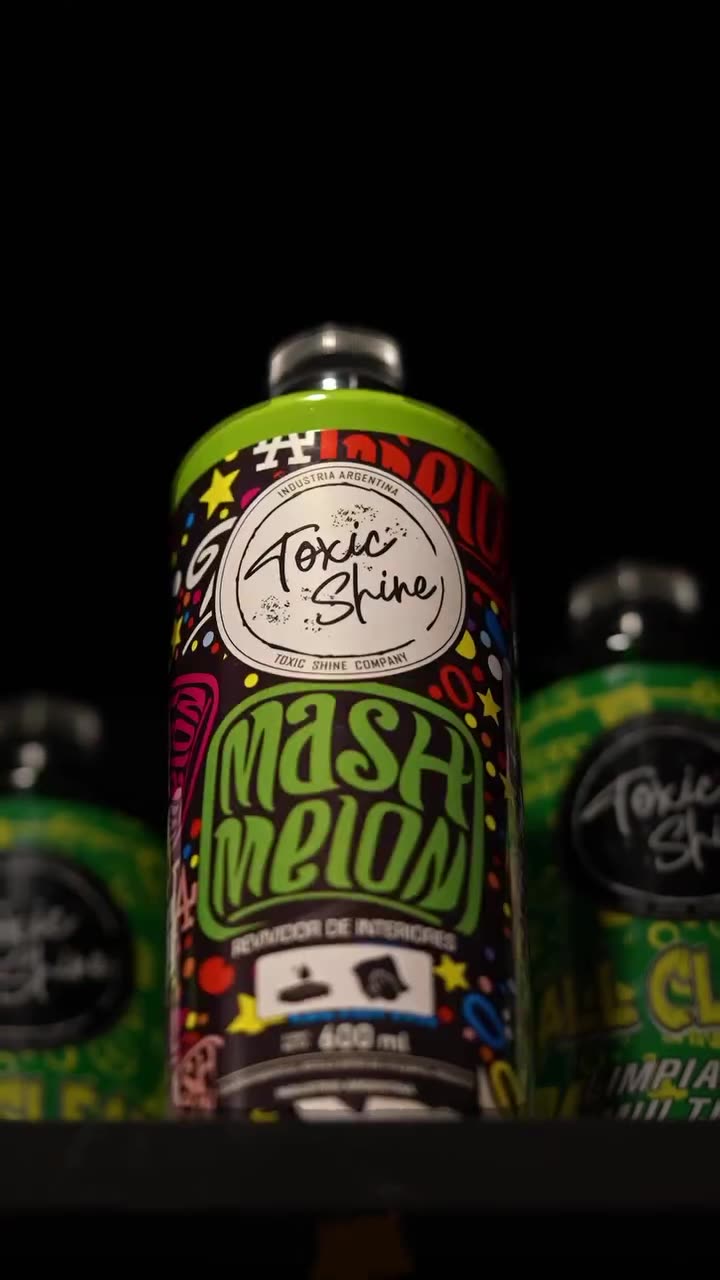 Botellas Toxic Shine en góndola